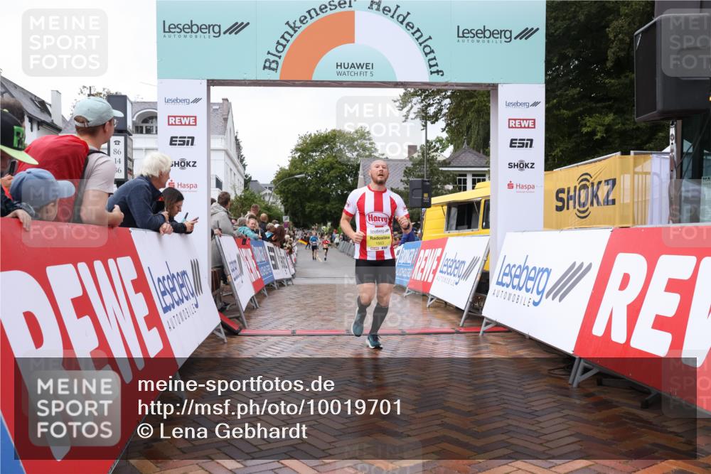 30.08.2026 - Blankeneser Heldenlauf Lena Gebhardt http://msf.ph/oto/10019701 30.08.2026 09:40:53 Ziel 1136, 1563 meine-sportfotos.de