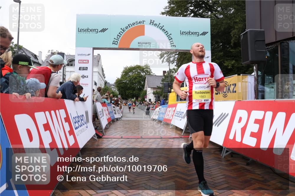 30.08.2026 - Blankeneser Heldenlauf Lena Gebhardt http://msf.ph/oto/10019706 30.08.2026 09:40:54 Ziel 1136, 1563 meine-sportfotos.de