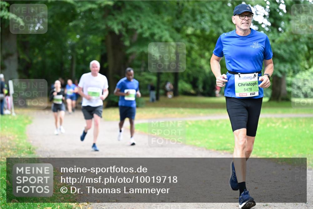 30.08.2026 - Blankeneser Heldenlauf Dr. Thomas Lammeyer http://msf.ph/oto/10019718 30.08.2026 10:10:11 Laufen 5478, 517 meine-sportfotos.de