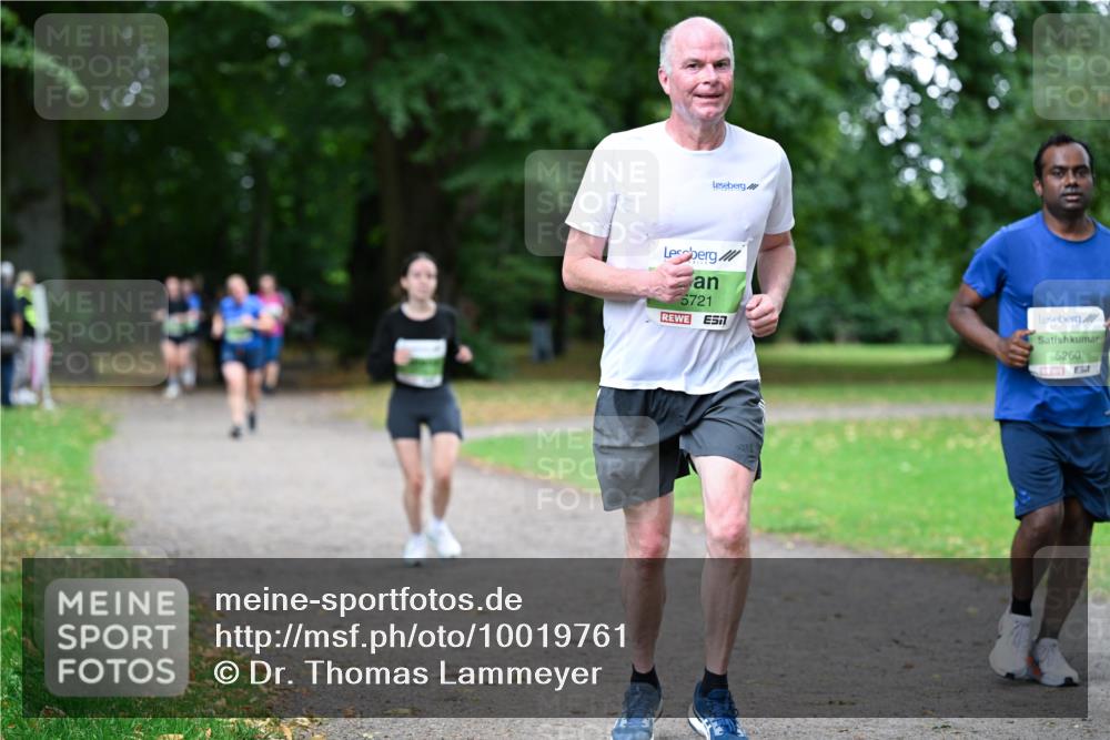 30.08.2026 - Blankeneser Heldenlauf Dr. Thomas Lammeyer http://msf.ph/oto/10019761 30.08.2026 10:10:15 Laufen 5721, 7, 5260 meine-sportfotos.de
