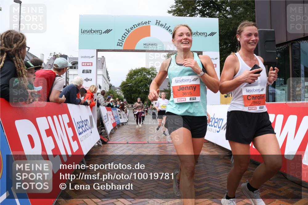 30.08.2026 - Blankeneser Heldenlauf Lena Gebhardt http://msf.ph/oto/10019781 30.08.2026 09:41:24 Ziel 1629, 1666, 1702, 1784, 3552, 3615, 3677, 3715, 3725 meine-sportfotos.de