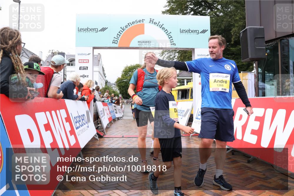 30.08.2026 - Blankeneser Heldenlauf Lena Gebhardt http://msf.ph/oto/10019818 30.08.2026 09:41:33 Ziel 1368, 1369, 1421, 1523, 1604, 3501, 3677, 3725 meine-sportfotos.de