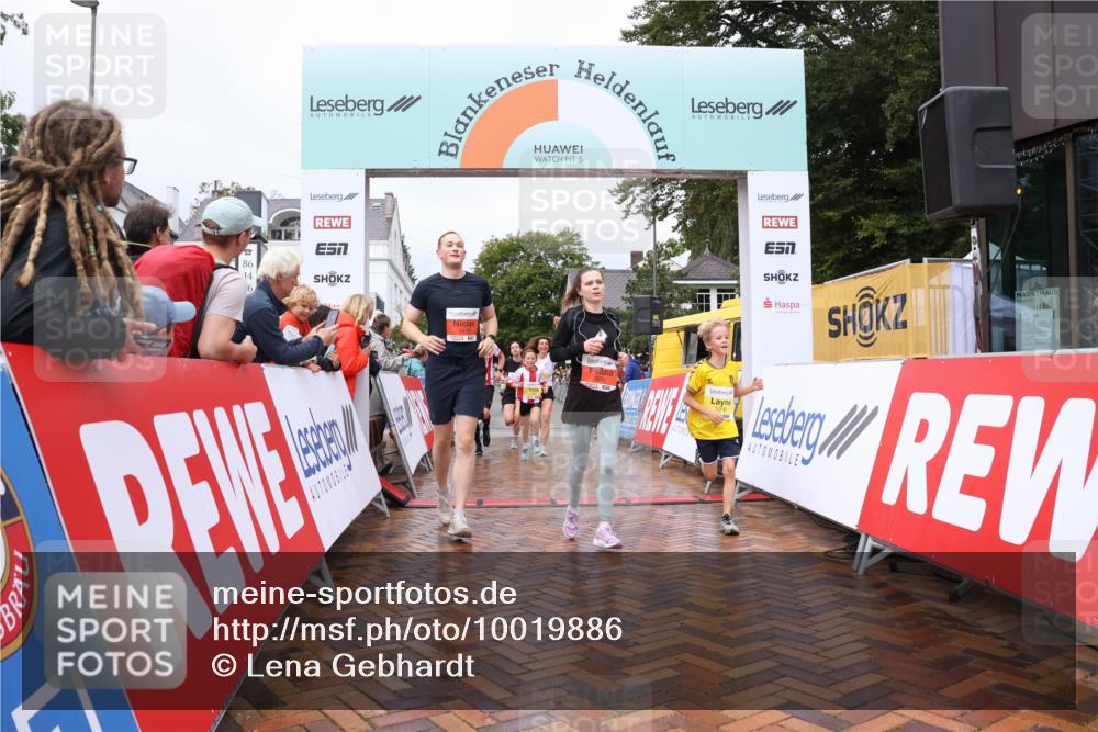 30.08.2026 - Blankeneser Heldenlauf Lena Gebhardt http://msf.ph/oto/10019886 30.08.2026 09:41:58 Ziel 1002, 1003, 1016, 1036, 1312, 1564, 1567, 1699, 1769, 3505, 3678, 3680, 3736 meine-sportfotos.de