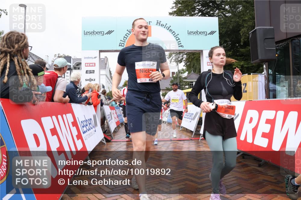 30.08.2026 - Blankeneser Heldenlauf Lena Gebhardt http://msf.ph/oto/10019892 30.08.2026 09:41:59 Ziel 1002, 1003, 1016, 1036, 1048, 1312, 1564, 1567, 1699, 1769, 3505, 3678, 3680, 3736 meine-sportfotos.de