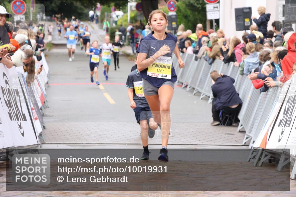 30.08.2026 - Blankeneser Heldenlauf Lena Gebhardt http://msf.ph/oto/10019931 30.08.2026 09:42:13 Ziel 1063, 1197, 1267, 3700 meine-sportfotos.de