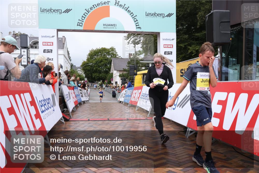 30.08.2026 - Blankeneser Heldenlauf Lena Gebhardt http://msf.ph/oto/10019956 30.08.2026 09:42:20 Ziel 1010, 1197, 1267, 1418 meine-sportfotos.de