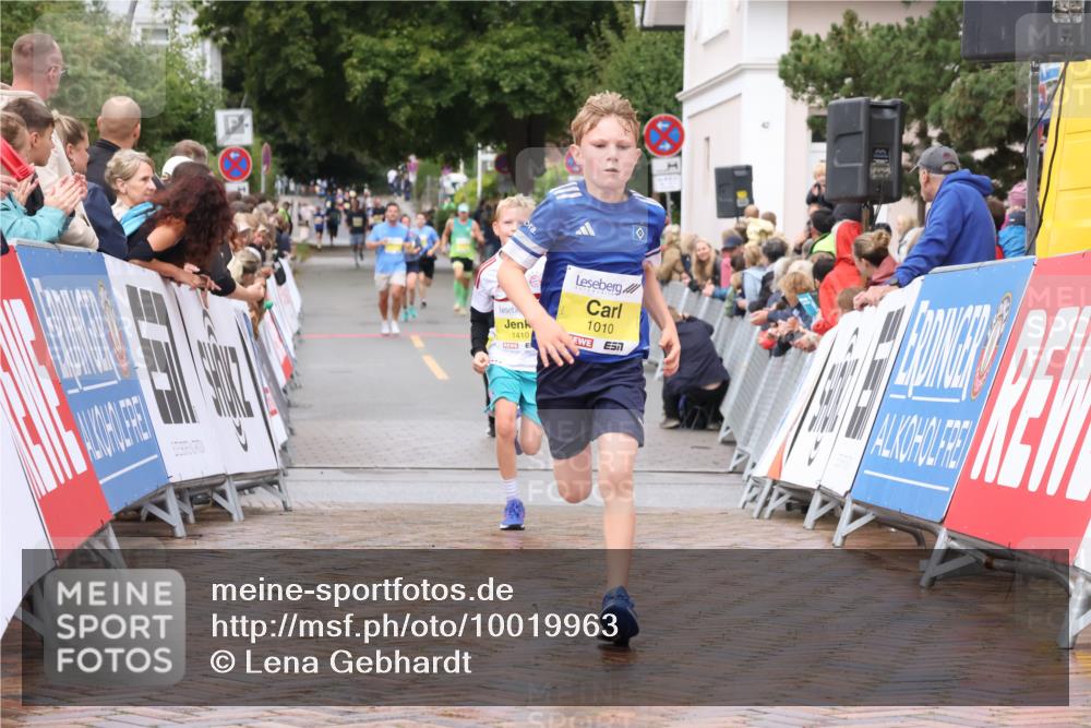 30.08.2026 - Blankeneser Heldenlauf Lena Gebhardt http://msf.ph/oto/10019963 30.08.2026 09:42:23 Ziel 1010, 1197, 1267, 1410, 1418 meine-sportfotos.de