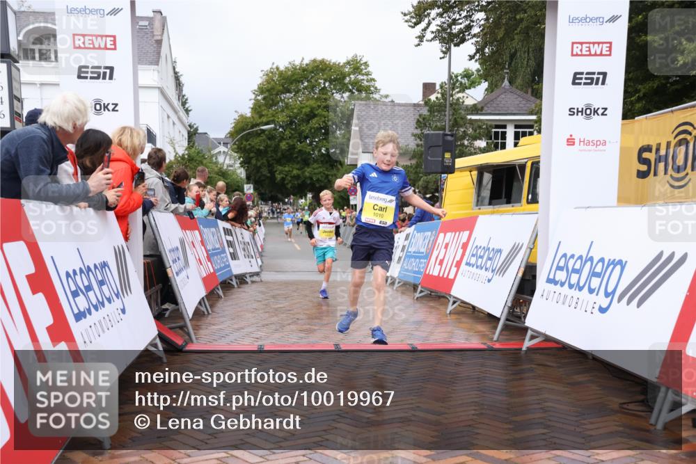 30.08.2026 - Blankeneser Heldenlauf Lena Gebhardt http://msf.ph/oto/10019967 30.08.2026 09:42:24 Ziel 1010, 1197, 1410, 1418 meine-sportfotos.de