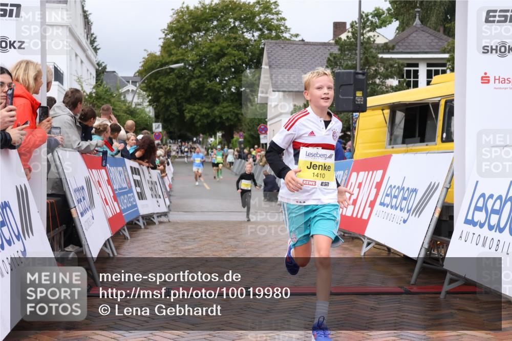 30.08.2026 - Blankeneser Heldenlauf Lena Gebhardt http://msf.ph/oto/10019980 30.08.2026 09:42:26 Ziel 1010, 1410, 1418, 1752 meine-sportfotos.de