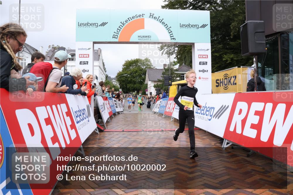 30.08.2026 - Blankeneser Heldenlauf Lena Gebhardt http://msf.ph/oto/10020002 30.08.2026 09:42:31 Ziel 1010, 1410, 1546, 1743, 1752 meine-sportfotos.de
