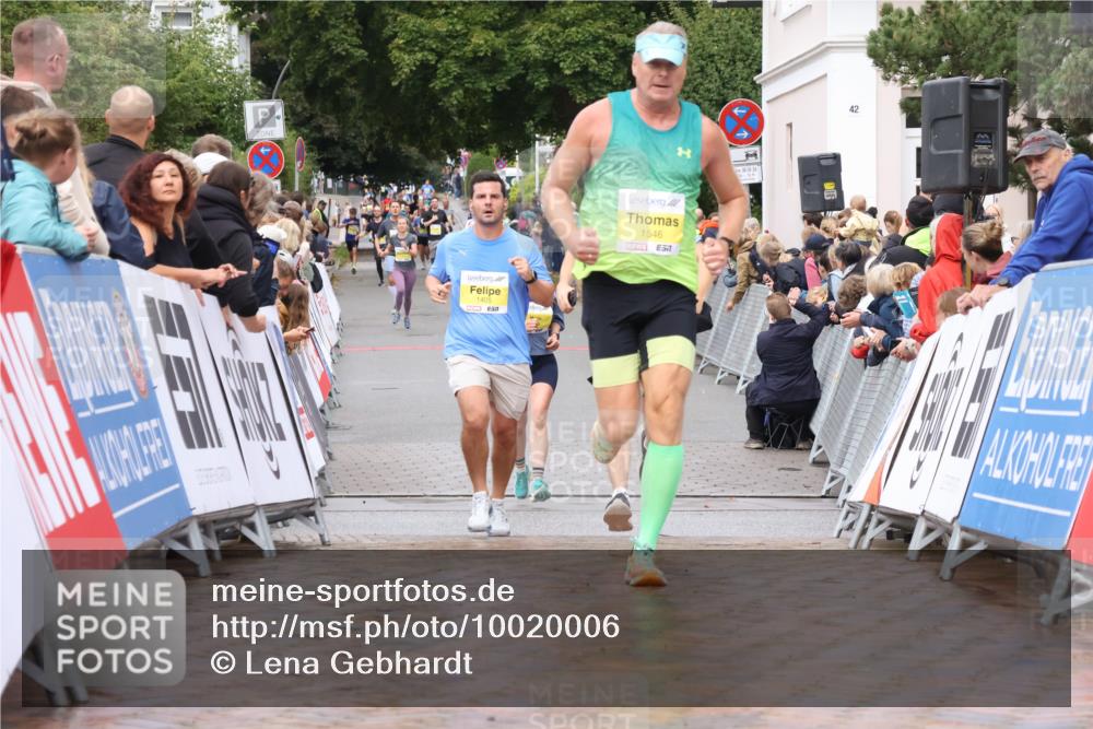 30.08.2026 - Blankeneser Heldenlauf Lena Gebhardt http://msf.ph/oto/10020006 30.08.2026 09:42:33 Ziel 1405, 1410, 1546, 1743, 1752 meine-sportfotos.de