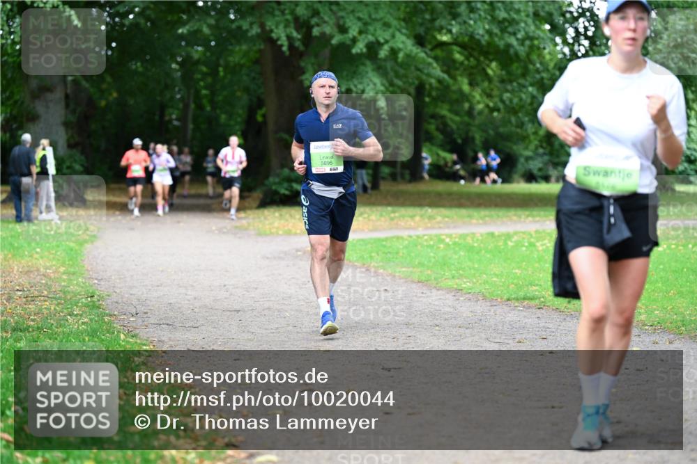 30.08.2026 - Blankeneser Heldenlauf Dr. Thomas Lammeyer http://msf.ph/oto/10020044 30.08.2026 10:10:45 Laufen 7, 5895 meine-sportfotos.de