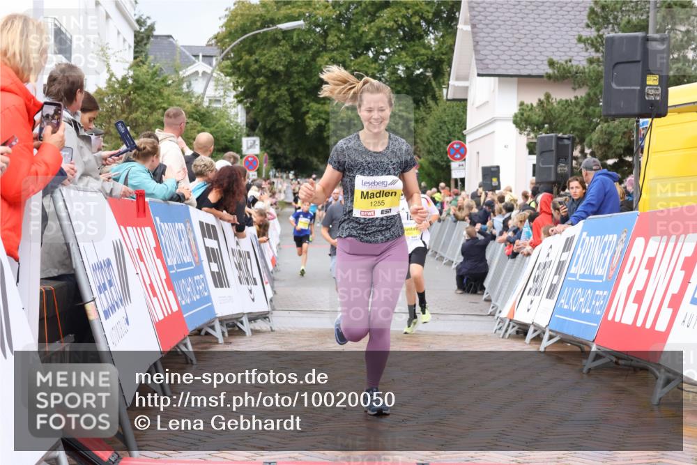 30.08.2026 - Blankeneser Heldenlauf Lena Gebhardt http://msf.ph/oto/10020050 30.08.2026 09:42:46 Ziel 1255, 1631, 1715 meine-sportfotos.de