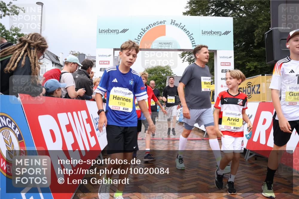 30.08.2026 - Blankeneser Heldenlauf Lena Gebhardt http://msf.ph/oto/10020084 30.08.2026 09:42:54 Ziel 1084, 1219, 1255, 1631, 1632, 1652, 1653 meine-sportfotos.de