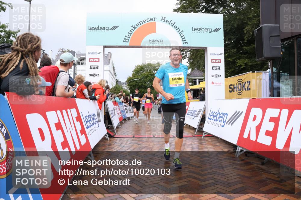 30.08.2026 - Blankeneser Heldenlauf Lena Gebhardt http://msf.ph/oto/10020103 30.08.2026 09:42:59 Ziel 1027, 1084, 1155, 1219, 1632, 1652, 1653, 1770, 1771, 1772 meine-sportfotos.de