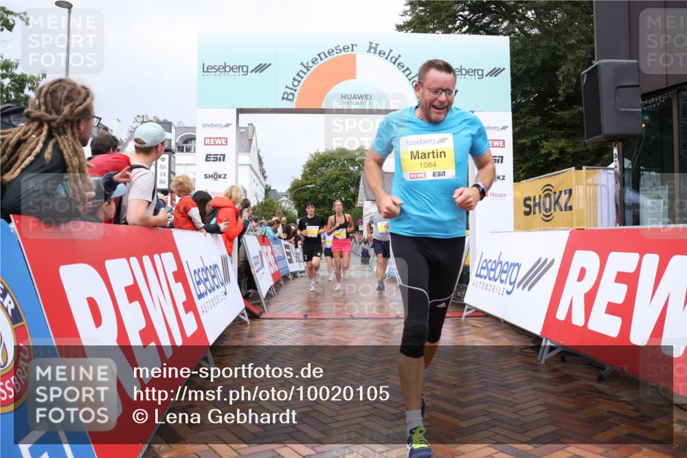 30.08.2026 - Blankeneser Heldenlauf Lena Gebhardt http://msf.ph/oto/10020105 30.08.2026 09:42:59 Ziel 1027, 1084, 1155, 1219, 1632, 1652, 1653, 1770, 1771, 1772 meine-sportfotos.de