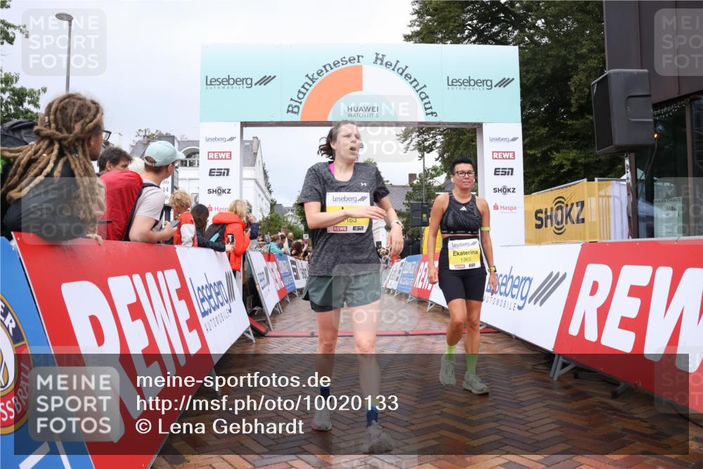 30.08.2026 - Blankeneser Heldenlauf Lena Gebhardt http://msf.ph/oto/10020133 30.08.2026 09:43:07 Ziel 1025, 1027, 1041, 1155, 1163, 1363, 1770, 1771, 1772, 1777 meine-sportfotos.de