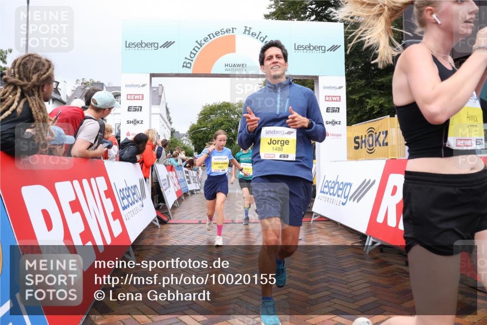 30.08.2026 - Blankeneser Heldenlauf Lena Gebhardt http://msf.ph/oto/10020155 30.08.2026 09:43:14 Ziel 1025, 1041, 1047, 1129, 1209, 1488, 1623, 1663, 1718, 1777 meine-sportfotos.de
