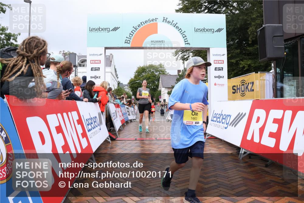 30.08.2026 - Blankeneser Heldenlauf Lena Gebhardt http://msf.ph/oto/10020171 30.08.2026 09:43:18 Ziel 1047, 1129, 1209, 1210, 1425, 1488, 1623, 1663, 1718, 1777 meine-sportfotos.de