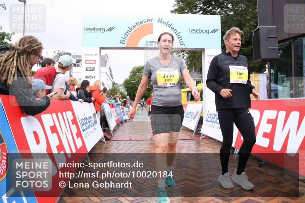 30.08.2026 - Blankeneser Heldenlauf Lena Gebhardt http://msf.ph/oto/10020184 30.08.2026 09:43:22 Ziel 1129, 1209, 1210, 1425, 1624, 1663 meine-sportfotos.de