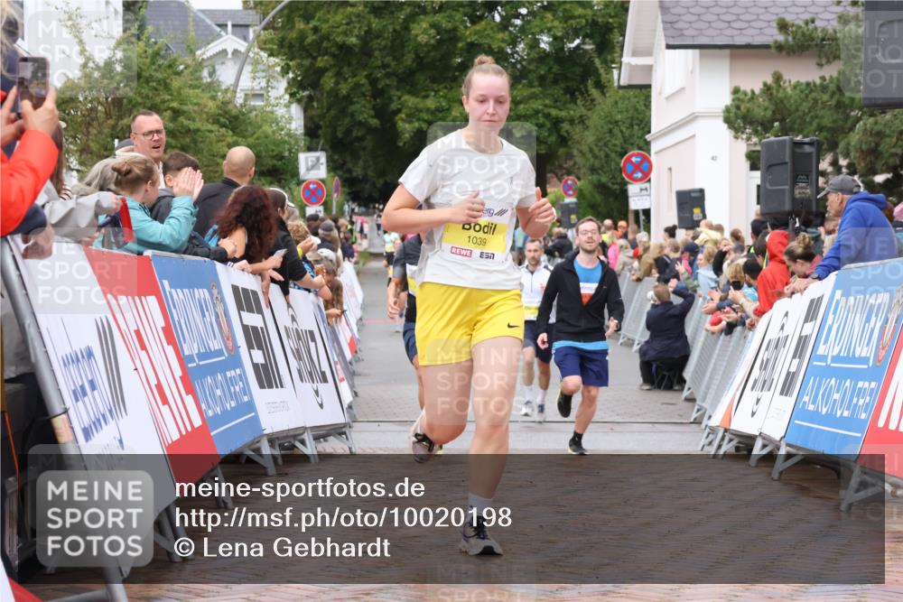 30.08.2026 - Blankeneser Heldenlauf Lena Gebhardt http://msf.ph/oto/10020198 30.08.2026 09:43:30 Ziel 1039, 1624, 1796, 3597 meine-sportfotos.de