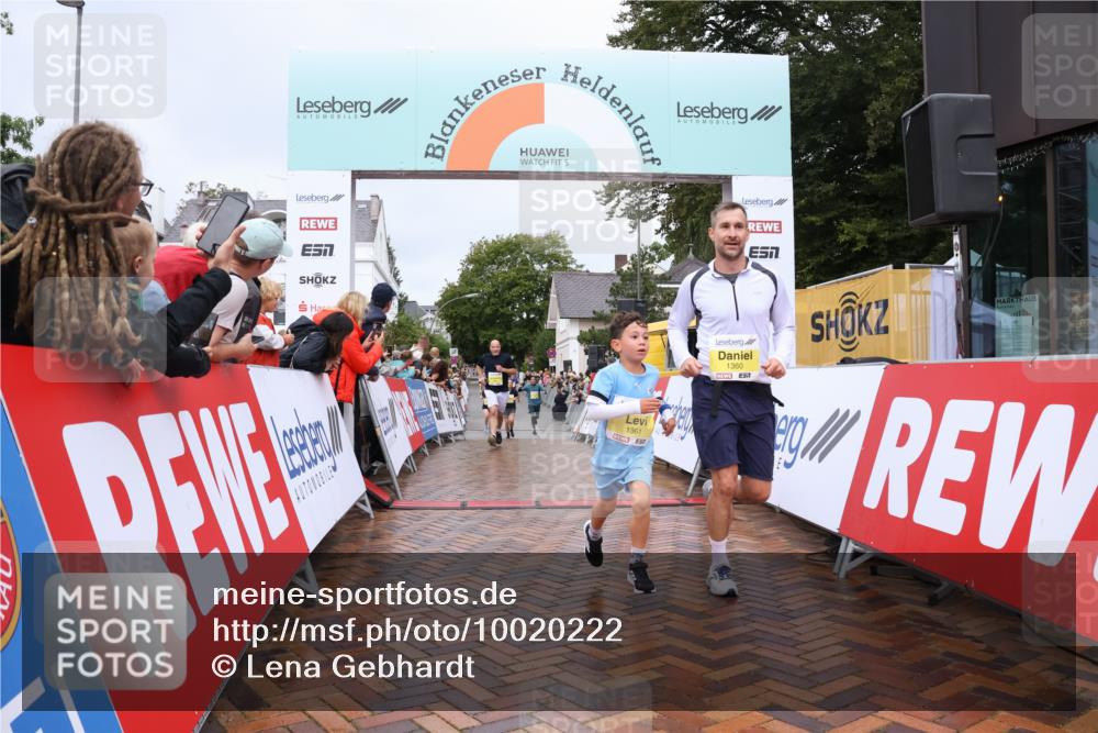 30.08.2026 - Blankeneser Heldenlauf Lena Gebhardt http://msf.ph/oto/10020222 30.08.2026 09:43:37 Ziel 1039, 1188, 1360, 1361, 1661, 1796, 3597 meine-sportfotos.de