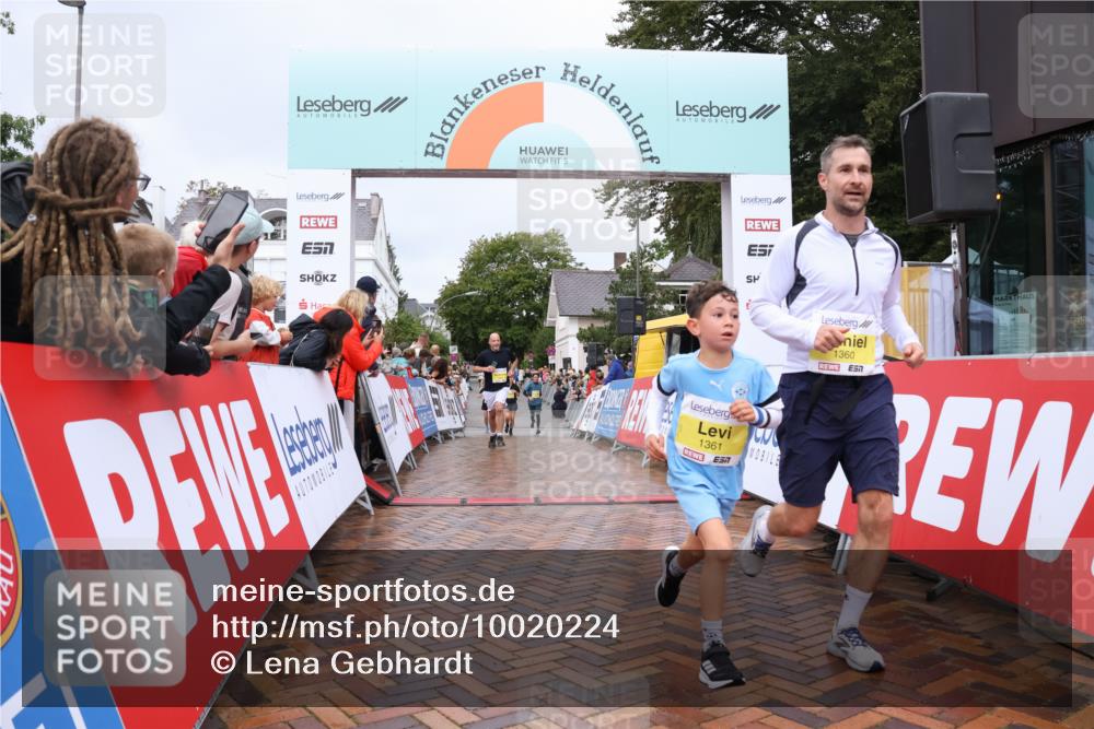 30.08.2026 - Blankeneser Heldenlauf Lena Gebhardt http://msf.ph/oto/10020224 30.08.2026 09:43:37 Ziel 1039, 1188, 1360, 1361, 1661, 1796, 3597 meine-sportfotos.de