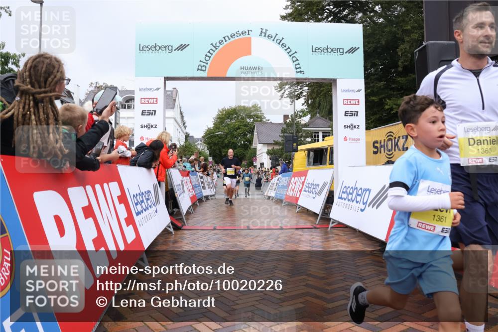30.08.2026 - Blankeneser Heldenlauf Lena Gebhardt http://msf.ph/oto/10020226 30.08.2026 09:43:37 Ziel 1039, 1188, 1360, 1361, 1661, 1796, 3597 meine-sportfotos.de