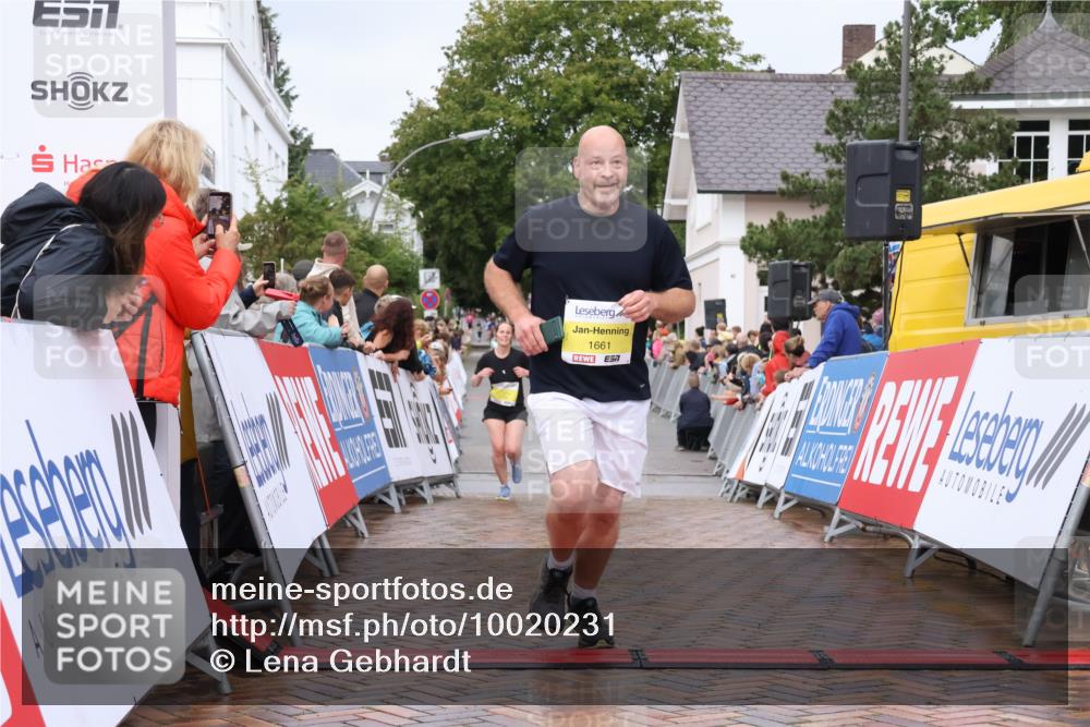 30.08.2026 - Blankeneser Heldenlauf Lena Gebhardt http://msf.ph/oto/10020231 30.08.2026 09:43:39 Ziel 1039, 1188, 1360, 1361, 1526, 1661, 1774, 1796, 3597 meine-sportfotos.de