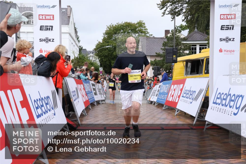 30.08.2026 - Blankeneser Heldenlauf Lena Gebhardt http://msf.ph/oto/10020234 30.08.2026 09:43:39 Ziel 1039, 1188, 1360, 1361, 1526, 1661, 1774, 1796, 3597 meine-sportfotos.de