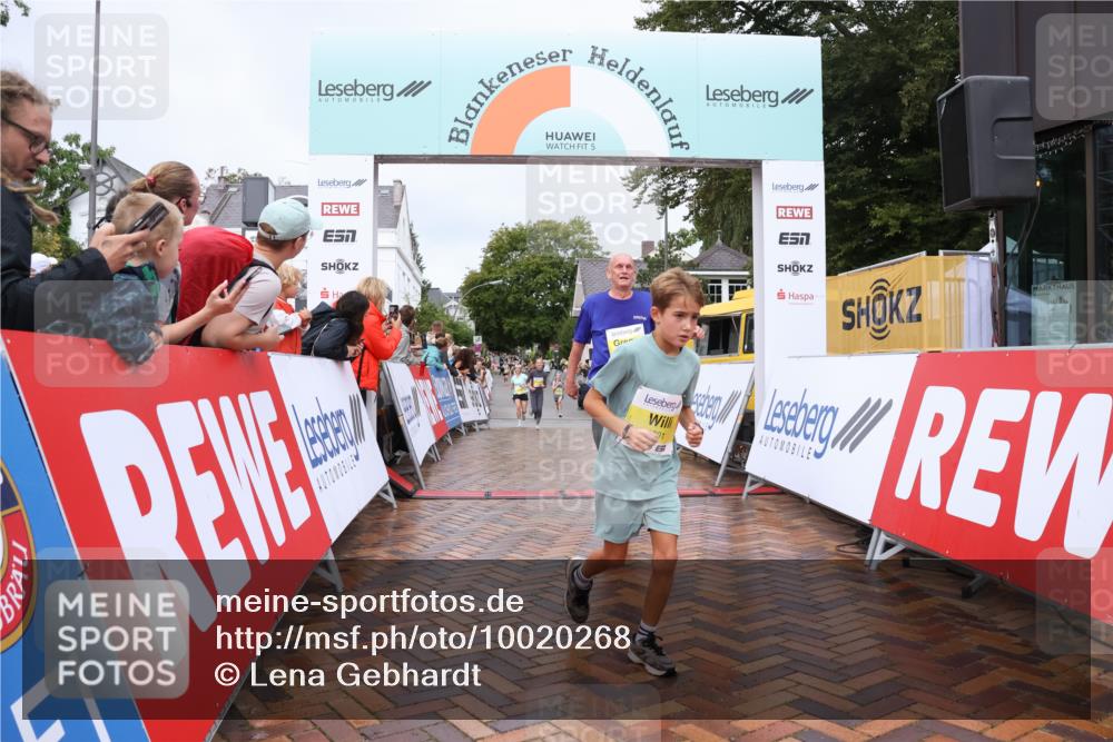 30.08.2026 - Blankeneser Heldenlauf Lena Gebhardt http://msf.ph/oto/10020268 30.08.2026 09:43:49 Ziel 1174, 1184, 1188, 1461, 1526, 1691, 1738, 1774 meine-sportfotos.de