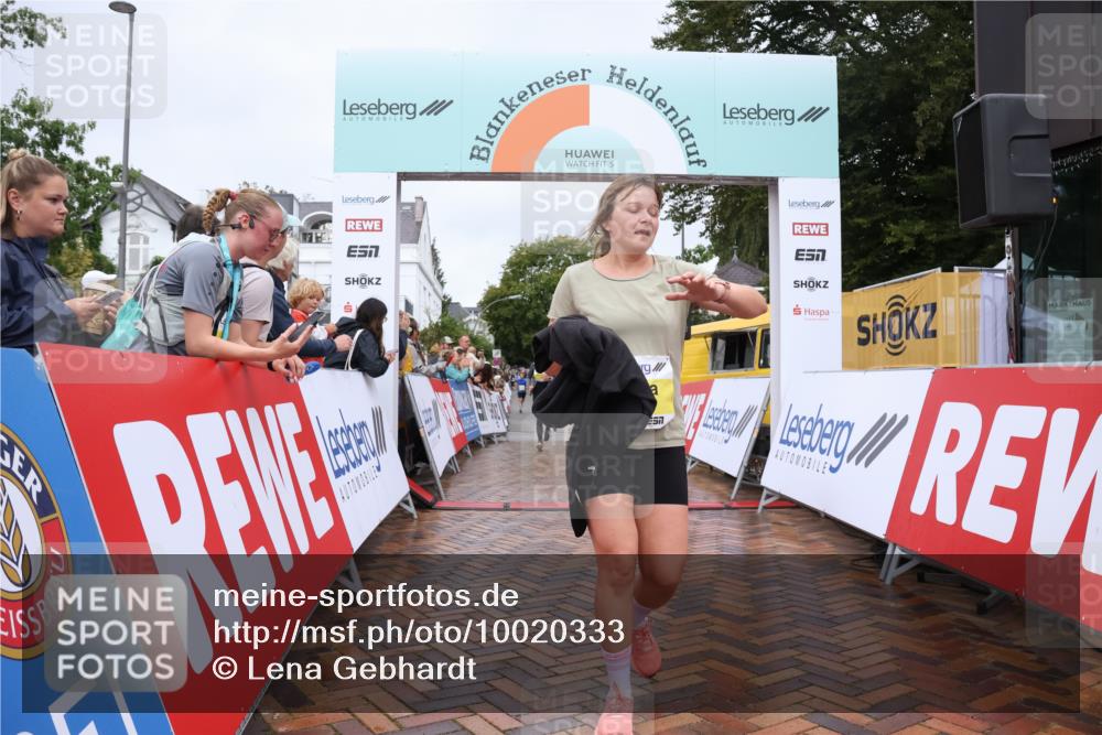 30.08.2026 - Blankeneser Heldenlauf Lena Gebhardt http://msf.ph/oto/10020333 30.08.2026 09:44:09 Ziel 1150, 1202, 1491, 1513 meine-sportfotos.de