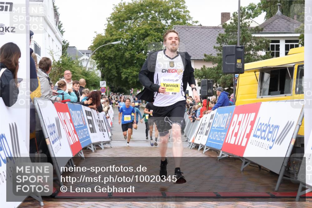 30.08.2026 - Blankeneser Heldenlauf Lena Gebhardt http://msf.ph/oto/10020345 30.08.2026 09:44:14 Ziel 1096, 1150, 1202, 1491, 1650, 1756 meine-sportfotos.de