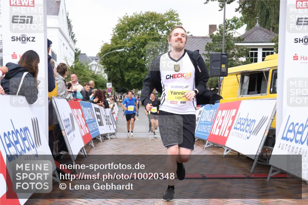 30.08.2026 - Blankeneser Heldenlauf Lena Gebhardt http://msf.ph/oto/10020348 30.08.2026 09:44:14 Ziel 1096, 1150, 1202, 1491, 1650, 1756 meine-sportfotos.de