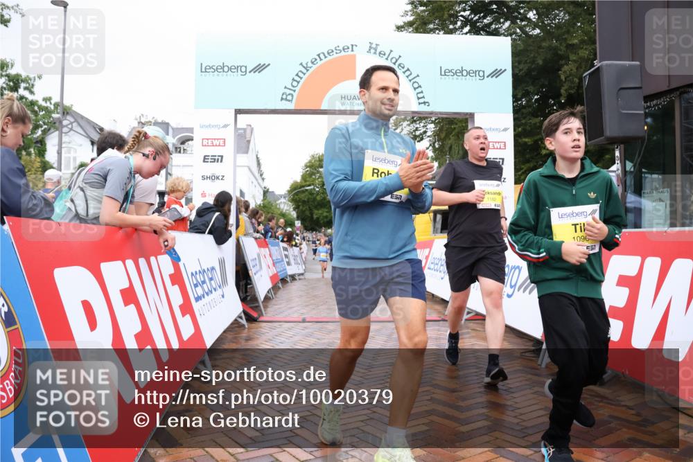 30.08.2026 - Blankeneser Heldenlauf Lena Gebhardt http://msf.ph/oto/10020379 30.08.2026 09:44:21 Ziel 1095, 1096, 1182, 1304, 1491, 1613, 1650, 1756 meine-sportfotos.de