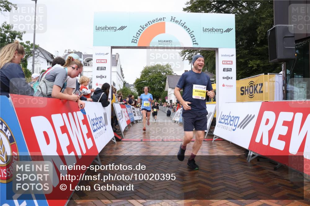 30.08.2026 - Blankeneser Heldenlauf Lena Gebhardt http://msf.ph/oto/10020395 30.08.2026 09:44:25 Ziel 1024, 1095, 1096, 1182, 1304, 1613, 1650, 1756 meine-sportfotos.de