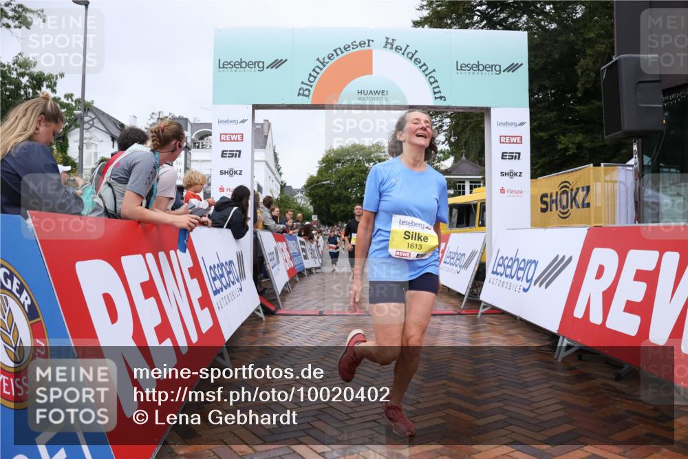 30.08.2026 - Blankeneser Heldenlauf Lena Gebhardt http://msf.ph/oto/10020402 30.08.2026 09:44:27 Ziel 1024, 1095, 1182, 1304, 1613, 3659, 3660 meine-sportfotos.de