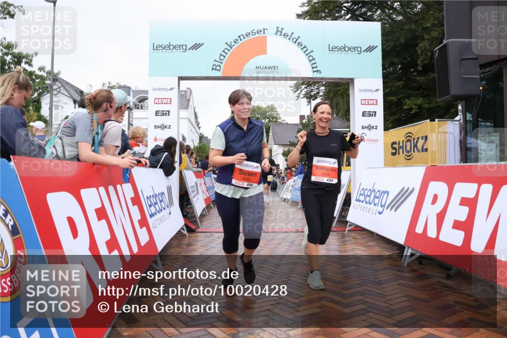 30.08.2026 - Blankeneser Heldenlauf Lena Gebhardt http://msf.ph/oto/10020428 30.08.2026 09:44:32 Ziel 1024, 1216, 1475, 1613, 1625, 3659, 3660 meine-sportfotos.de
