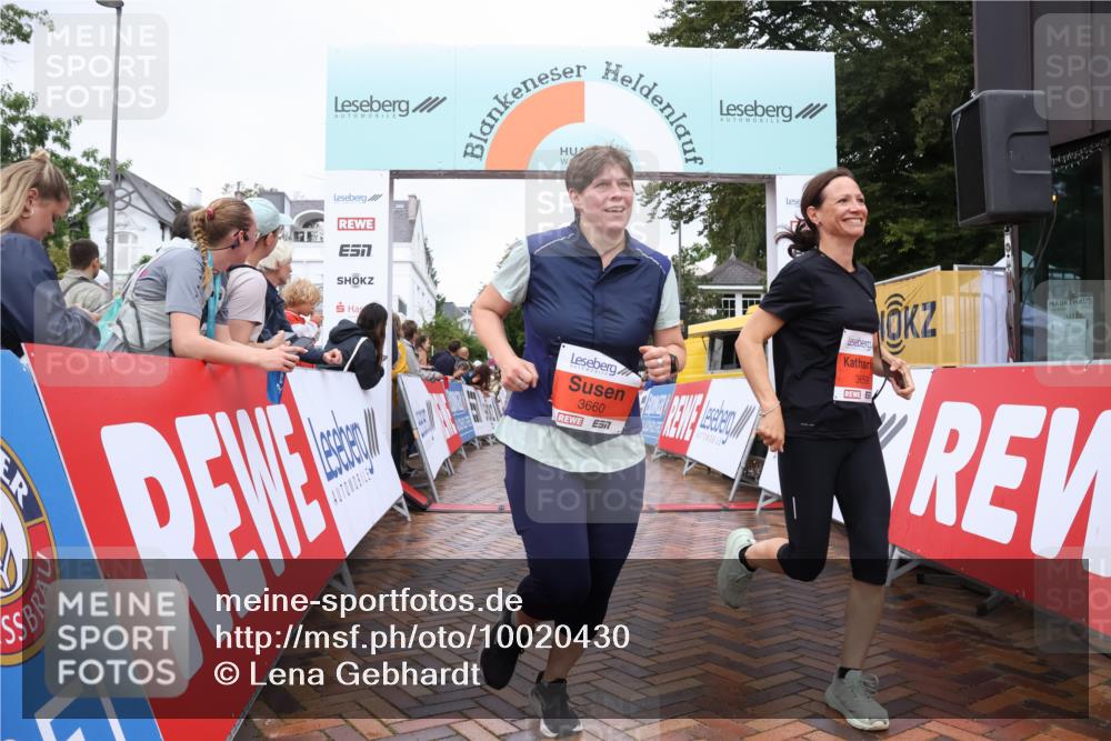 30.08.2026 - Blankeneser Heldenlauf Lena Gebhardt http://msf.ph/oto/10020430 30.08.2026 09:44:33 Ziel 1024, 1216, 1475, 1613, 1625, 3659, 3660 meine-sportfotos.de