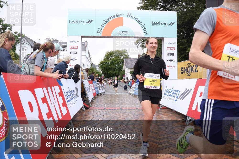 30.08.2026 - Blankeneser Heldenlauf Lena Gebhardt http://msf.ph/oto/10020452 30.08.2026 09:44:38 Ziel 1216, 1475, 1497, 1625, 3659, 3660 meine-sportfotos.de