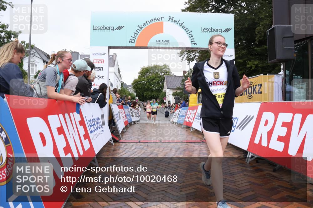 30.08.2026 - Blankeneser Heldenlauf Lena Gebhardt http://msf.ph/oto/10020468 30.08.2026 09:44:43 Ziel 1038, 1475, 1497, 1625, 1759 meine-sportfotos.de