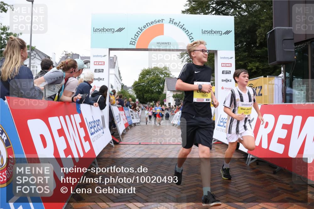 30.08.2026 - Blankeneser Heldenlauf Lena Gebhardt http://msf.ph/oto/10020493 30.08.2026 09:44:51 Ziel 1038, 1187, 1319, 1581, 1643, 1759 meine-sportfotos.de
