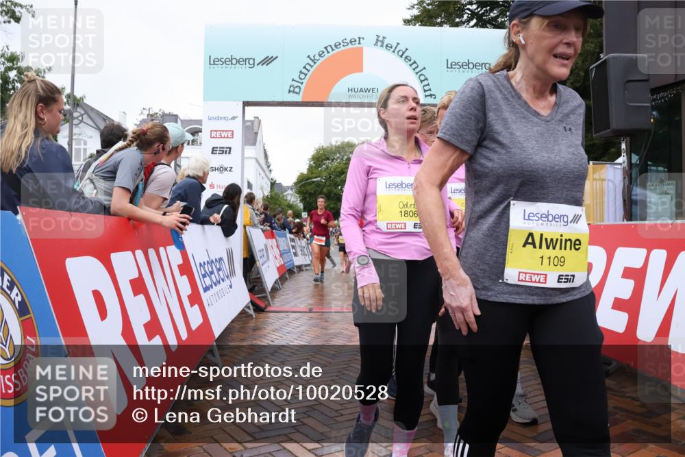 30.08.2026 - Blankeneser Heldenlauf Lena Gebhardt http://msf.ph/oto/10020528 30.08.2026 09:45:00 Ziel 1026, 1109, 1131, 1139, 1319, 1414, 1478, 1581, 1806, 1807, 3539, 3701 meine-sportfotos.de