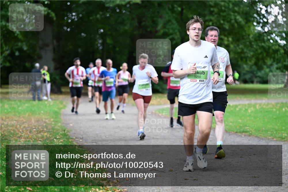 30.08.2026 - Blankeneser Heldenlauf Dr. Thomas Lammeyer http://msf.ph/oto/10020543 30.08.2026 10:11:38 Laufen 5292, 57 meine-sportfotos.de