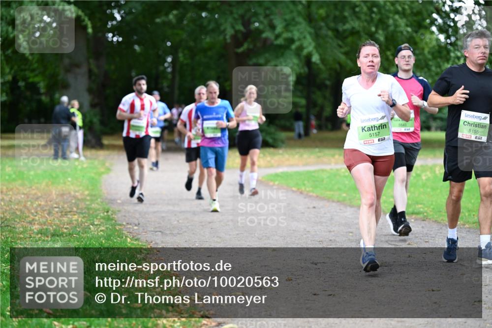 30.08.2026 - Blankeneser Heldenlauf Dr. Thomas Lammeyer http://msf.ph/oto/10020563 30.08.2026 10:11:40 Laufen 5157, 577, 5543, 5155 meine-sportfotos.de