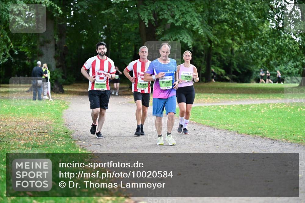 30.08.2026 - Blankeneser Heldenlauf Dr. Thomas Lammeyer http://msf.ph/oto/10020584 30.08.2026 10:11:42 Laufen 5649, 5715 meine-sportfotos.de
