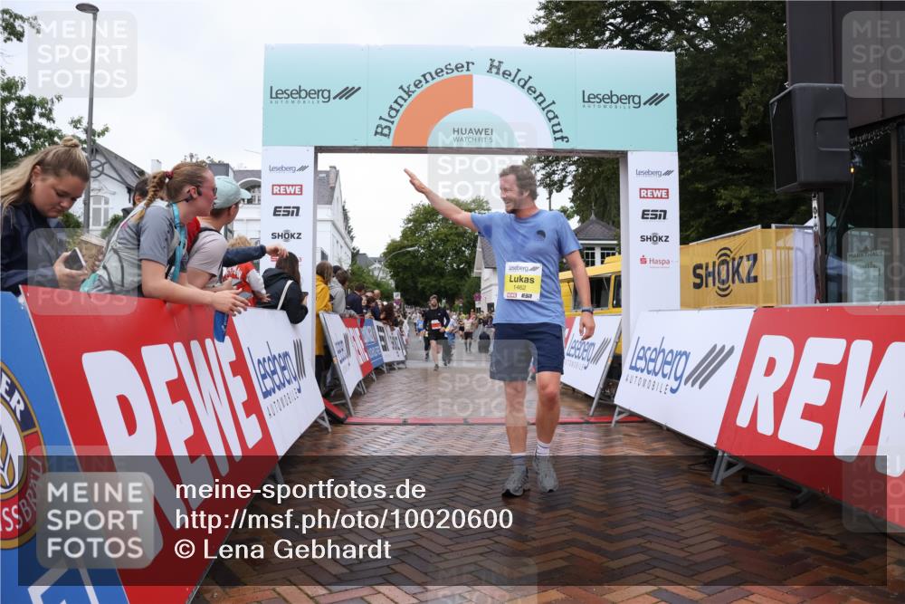 30.08.2026 - Blankeneser Heldenlauf Lena Gebhardt http://msf.ph/oto/10020600 30.08.2026 09:45:21 Ziel 1152, 1462, 1686, 1717, 3625 meine-sportfotos.de