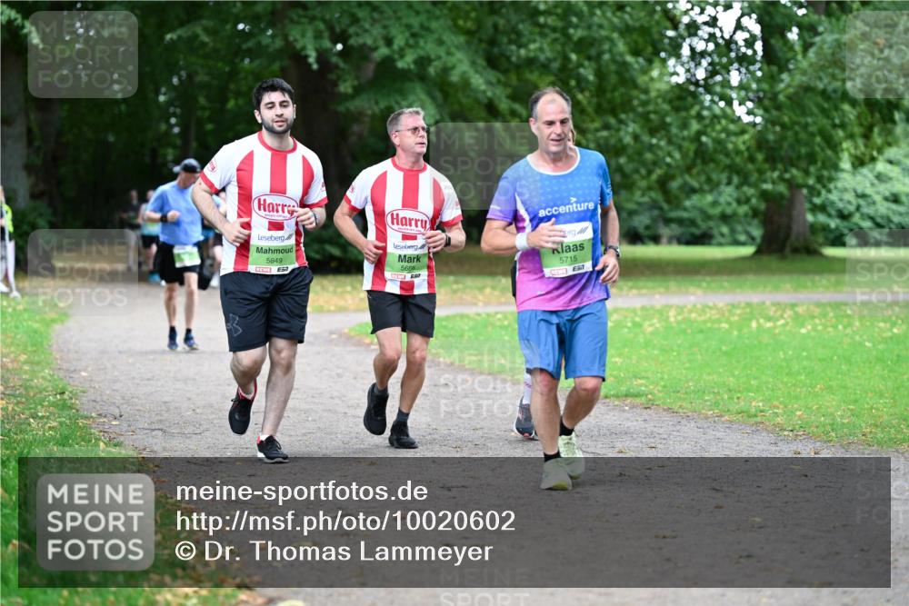 30.08.2026 - Blankeneser Heldenlauf Dr. Thomas Lammeyer http://msf.ph/oto/10020602 30.08.2026 10:11:43 Laufen 5649, 5666, 5715 meine-sportfotos.de