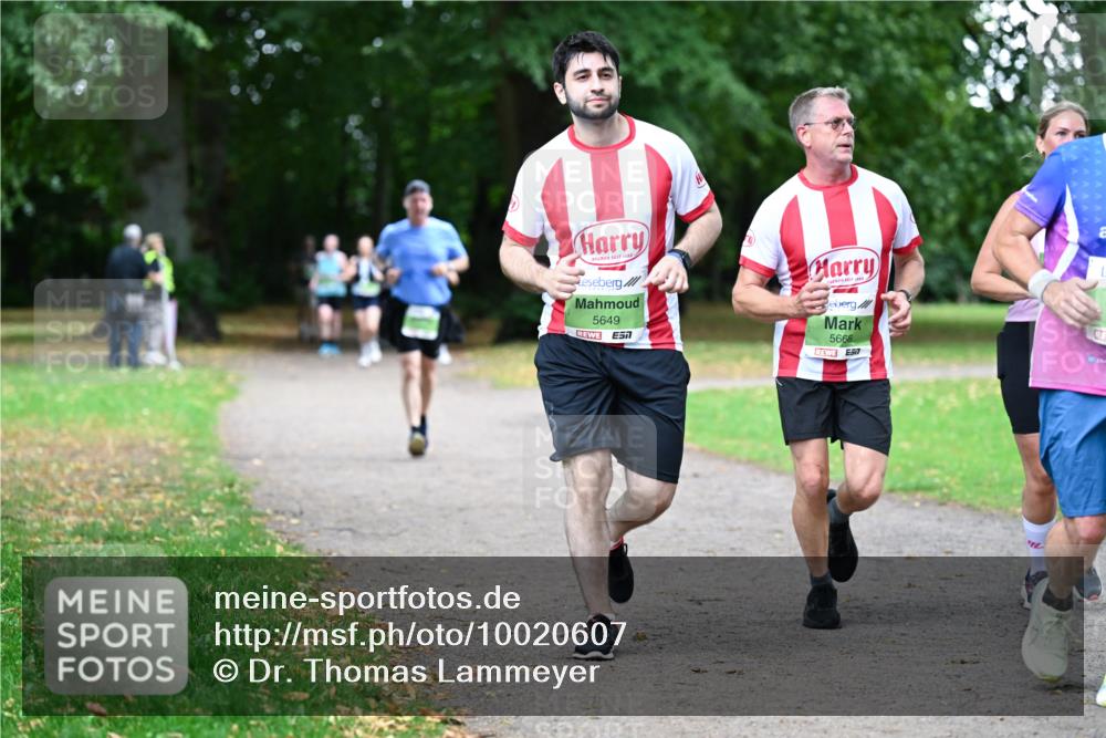 30.08.2026 - Blankeneser Heldenlauf Dr. Thomas Lammeyer http://msf.ph/oto/10020607 30.08.2026 10:11:45 Laufen 688, 5649, 57, 5666, 7 meine-sportfotos.de