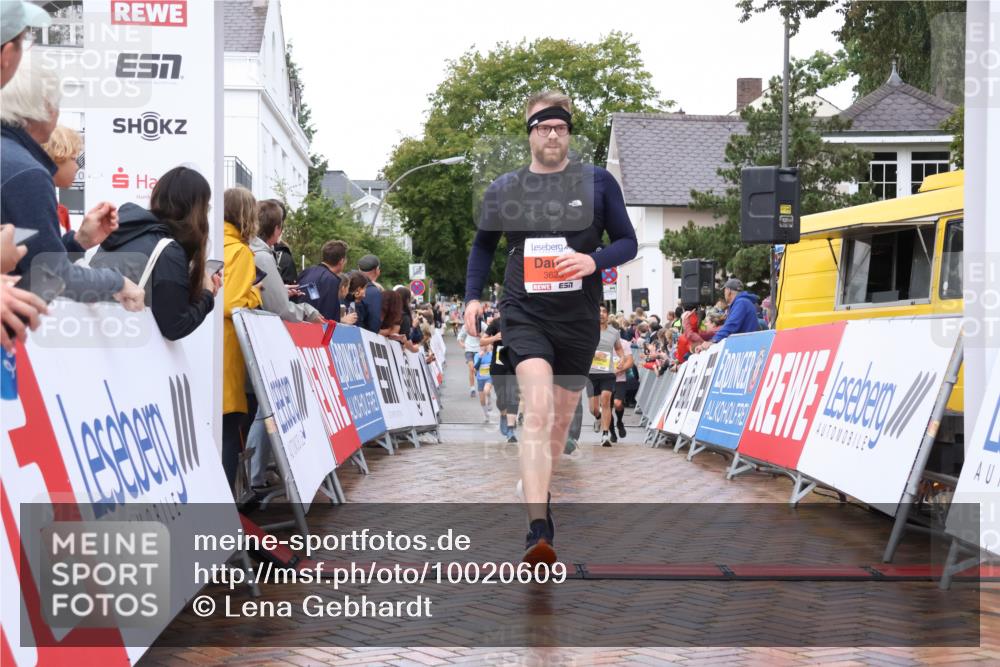 30.08.2026 - Blankeneser Heldenlauf Lena Gebhardt http://msf.ph/oto/10020609 30.08.2026 09:45:24 Ziel 1056, 1152, 1379, 1455, 1462, 1710, 3625 meine-sportfotos.de